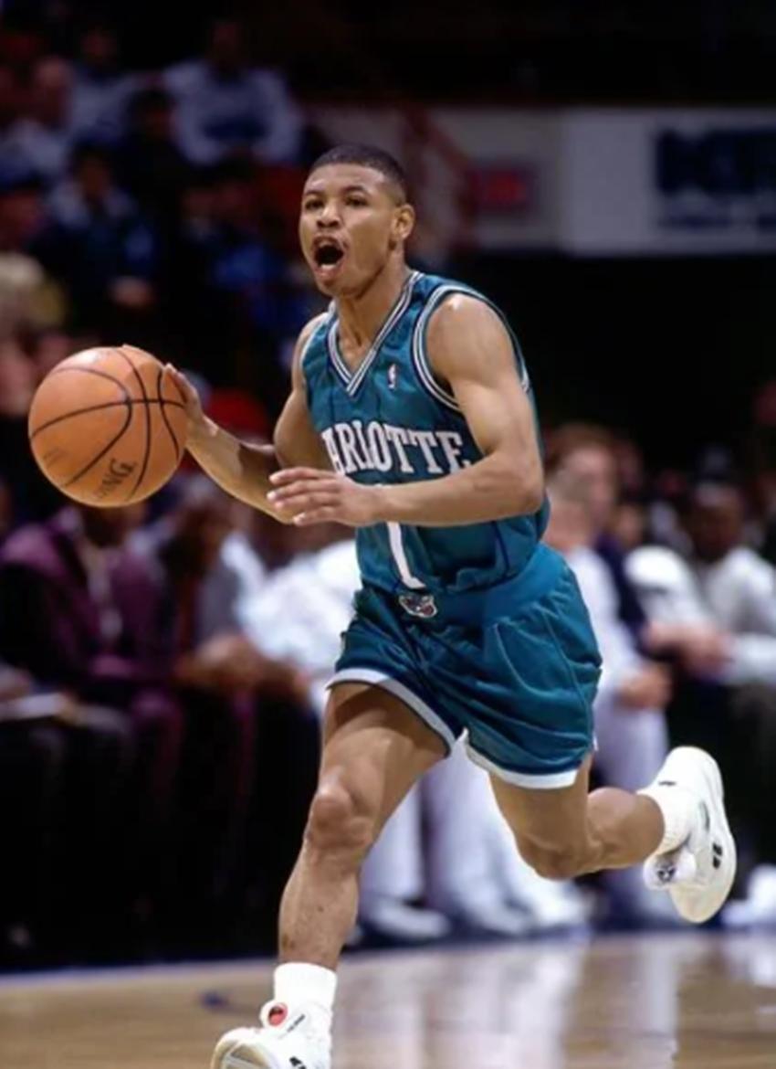 现在NBA谁最矮 现在NBA谁最矮